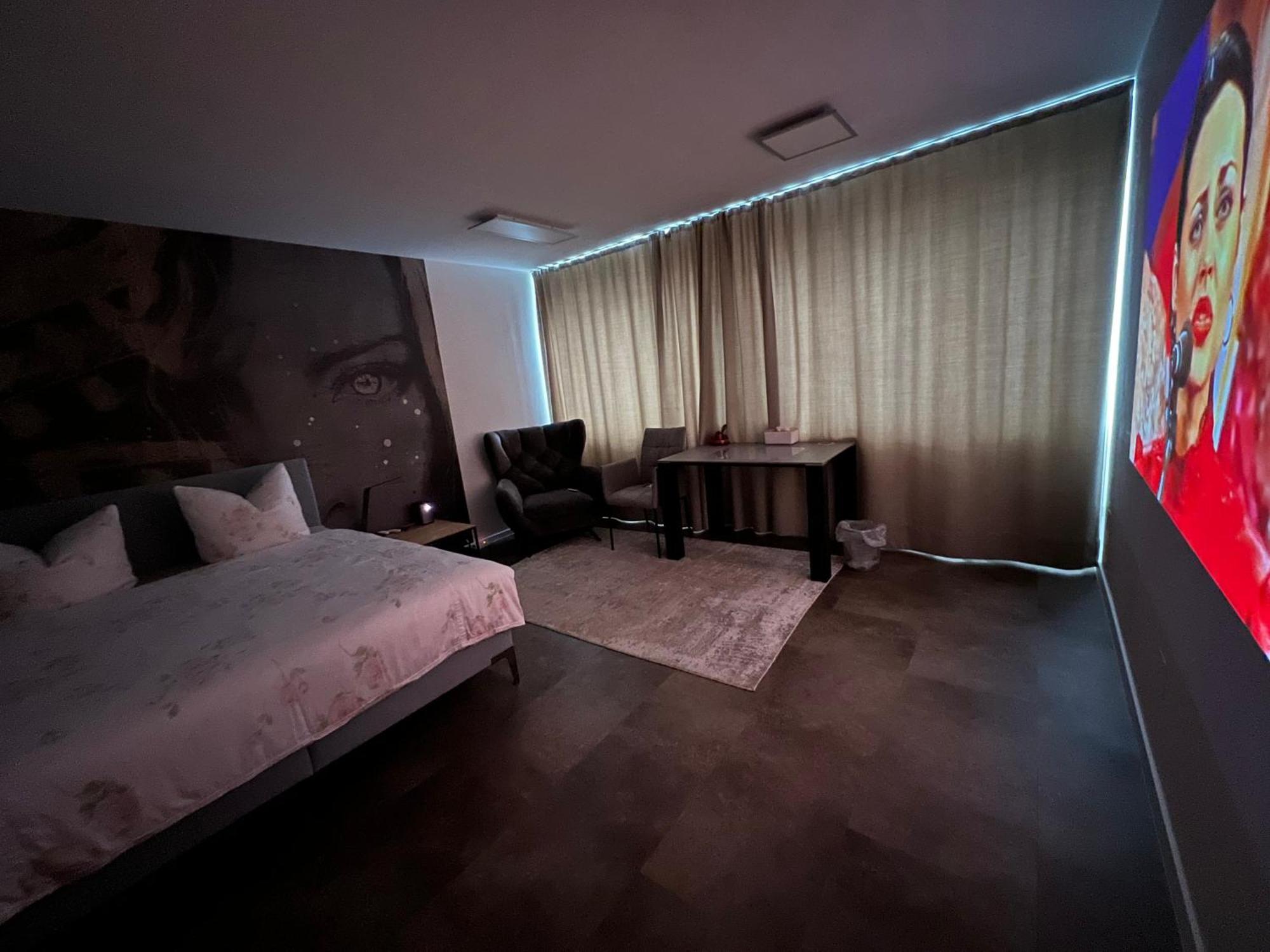 Haus Pia Executive Apartments FDH Rum bild